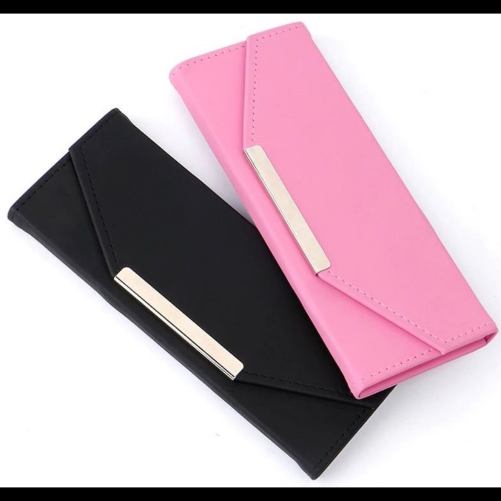 NEW Eyelash Isolation/ Volume Tweezer Storage Case